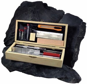 DELUXE KNIFE & TOOL SET 58286