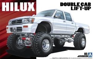 Toyota Hilux Double Cab Lift-Up 124 Plastic Model Kit