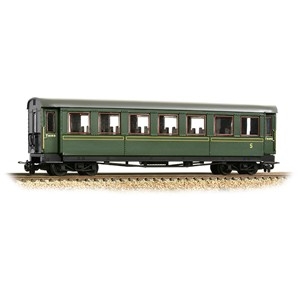 Steel Bodied Bogie 3rd Coach Lined Green