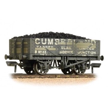 5 Plank Wagon Wooden Floor Cumberland Weathered w/ Load - OO