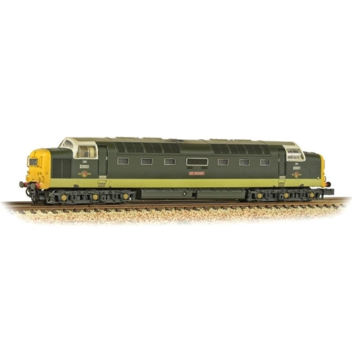 Class 55 D9001 'St. Paddy' BR Two-Tone Green (FYE) [W] N Gauge Diesel Locomotive - 371-289