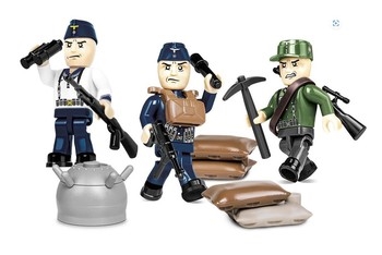 Germans Narvik WW2 3 Troops - 2046