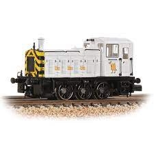 Class 03 Ex-D2054 British Industrial N Gauge Locomotive - 371-065