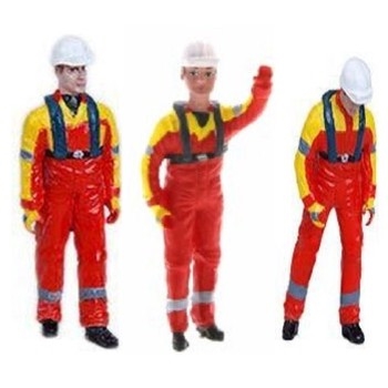 1:50 DECK WORKER CREW FIGURE - STANDING