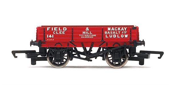 Hornby OO Gauge Red 3 Plank Wagon "Field & Mackay" No. 141 (Era 3)  - R6804