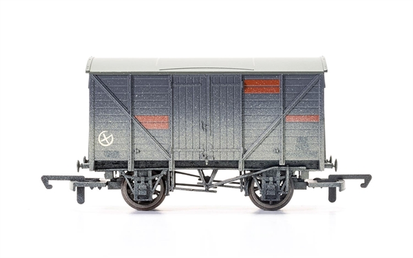 BR 10T Vent Van Heavily Weathered (DCC Sound)