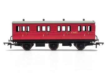 BR 6 Wheel 1st Class Coach No.E41373E