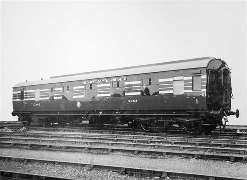 LMS Stanier D1961 Coronation Scot 57 BFK 5052 - Era 3 - R4961