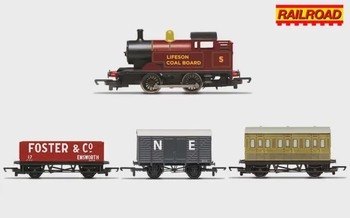 RailRoad Steam Engine Hornby OO Gauge Steam Locomotive with Wagons and Van Train Pack era 2  3 - R30035