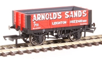 Hornby OO Gauge 4 Plank Open Wagon Arnolds Sands Leighton Buzzard- R6862
