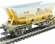 BR Railfreight HAA Wagon No. 355855 (Weathered with graffiti)