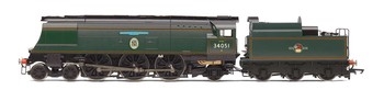 NRM BR Battle of Britain Class Sir Winston Churchill OO Gauge Steam Locomotive - R3866