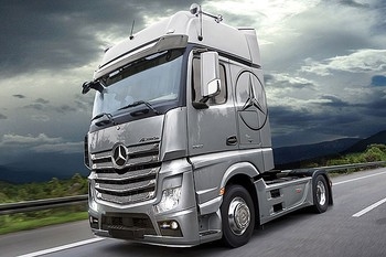 Mercedes-Benz Actros Gigaspace