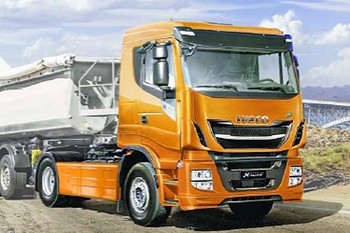 Iveco Hi-Way 490 E5 Low Roof