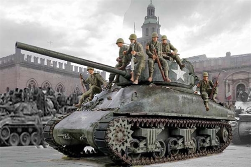 M4A1 Sherman with Infantry