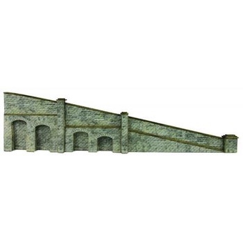 N SCALE TAPERED RETAINING WALL IN STONE - PN149