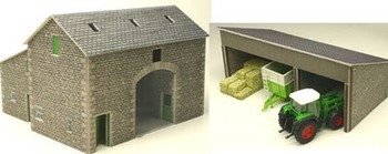 OO/HO SCALE MANOR FARM BARN - PO251