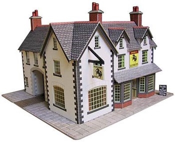 OO/HO SCALE COACHING INN - PO228