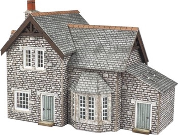 N SCALE GARDENERS COTTAGE - PN158