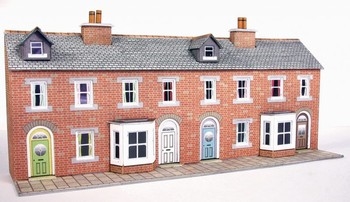 N SCALE LOW RELIEF RED BRICK TERRACED HOUSE FRONTS - PN174