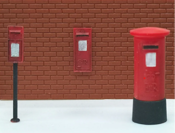 Post Boxes (3 Types, 2 Each)