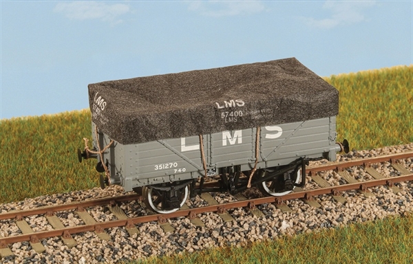 Wagon Tarpaulins LMS x8