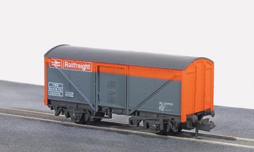 Railfreight Van BR Red/Grey