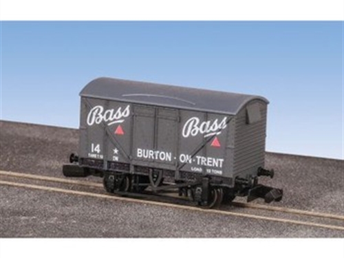 BR Vanfit Wagon Bass Brewery