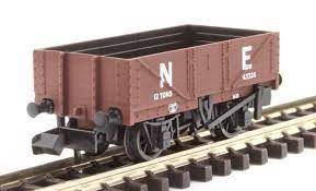 9ft 5 plank open wagon NE