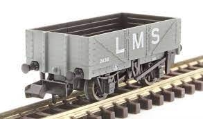 9ft 5 plank open wagon LMS