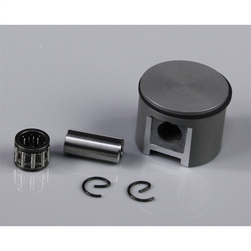 Piston and Accessories including C-Clips  Rings  Gudgeon Bearing and Pin  Spacers fits 10cc SE