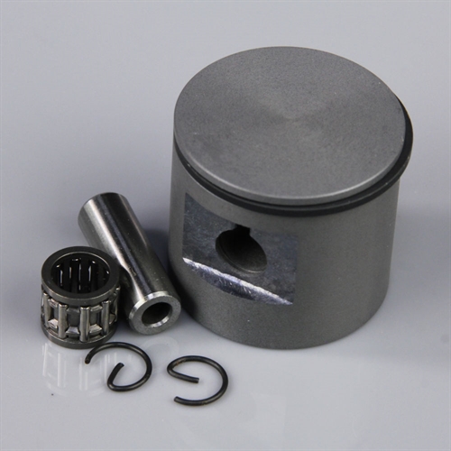 Piston and Accessories including C-Clips  Rings  Gudgeon Bearing and Pin  Spacers fits 15cc RE