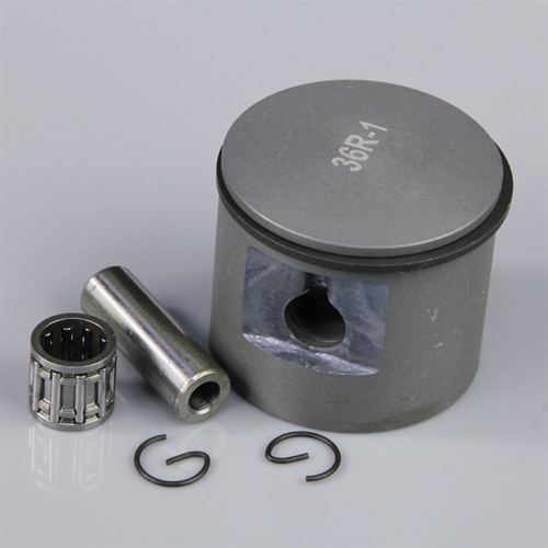 Piston and Accessories including C-Clips  Ring  Gudgeon Bearing and Pin fits 35cc RE
