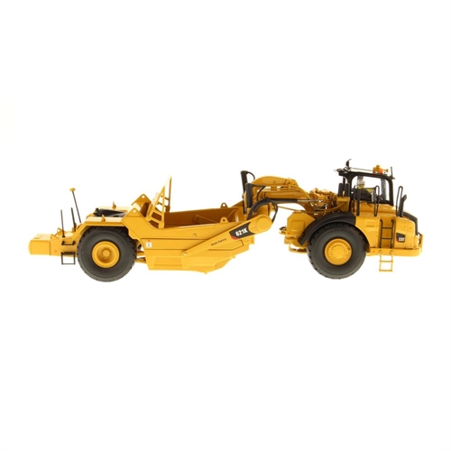 1:50 Cat 621K Wheel Tractor-Scraper