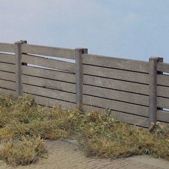 SR Concrete Panel Fencing (OO)