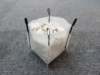 Dumpy bag Black straps