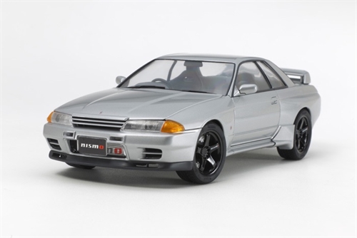 Tamiya 124 Nissan Skyline GT-R R32
