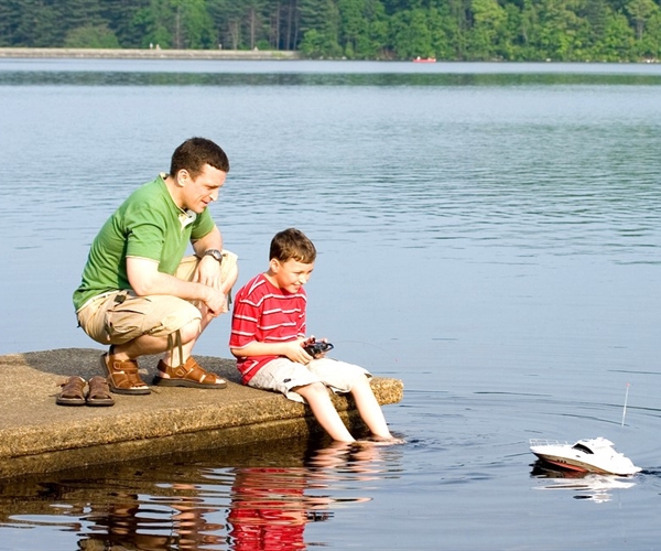 Exploring the Thrill of RC Boating